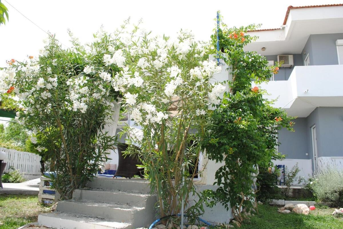 Karmik Concept Apartments Afantou Exterior foto